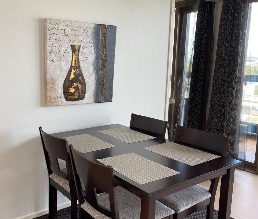 Ainoa Shopping Center Apartments - Tapiola إسبو المظهر الخارجي الصورة